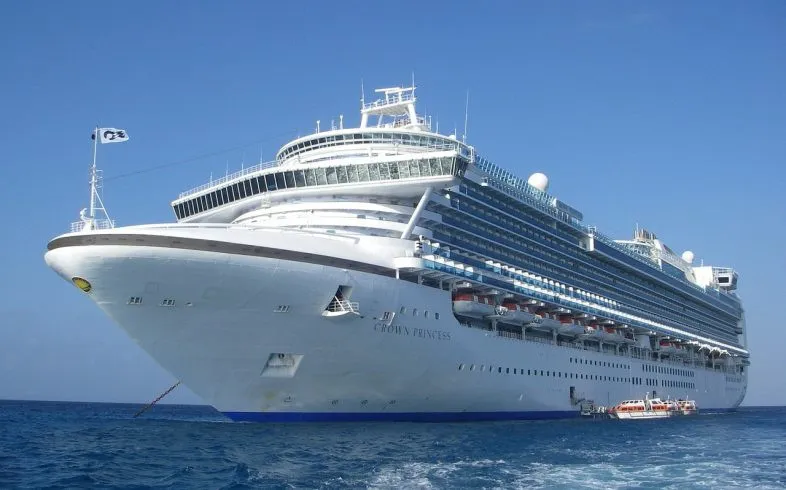 Cruise ship